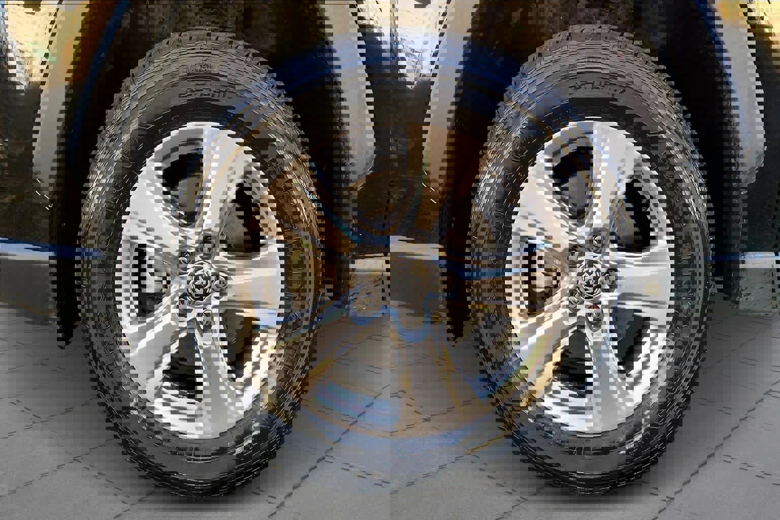 Used 2023 Toyota RAV4 XLE image 10