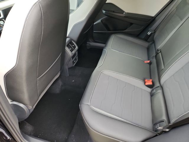 New 2025 Volkswagen Taos SE AWD/4WD image 8