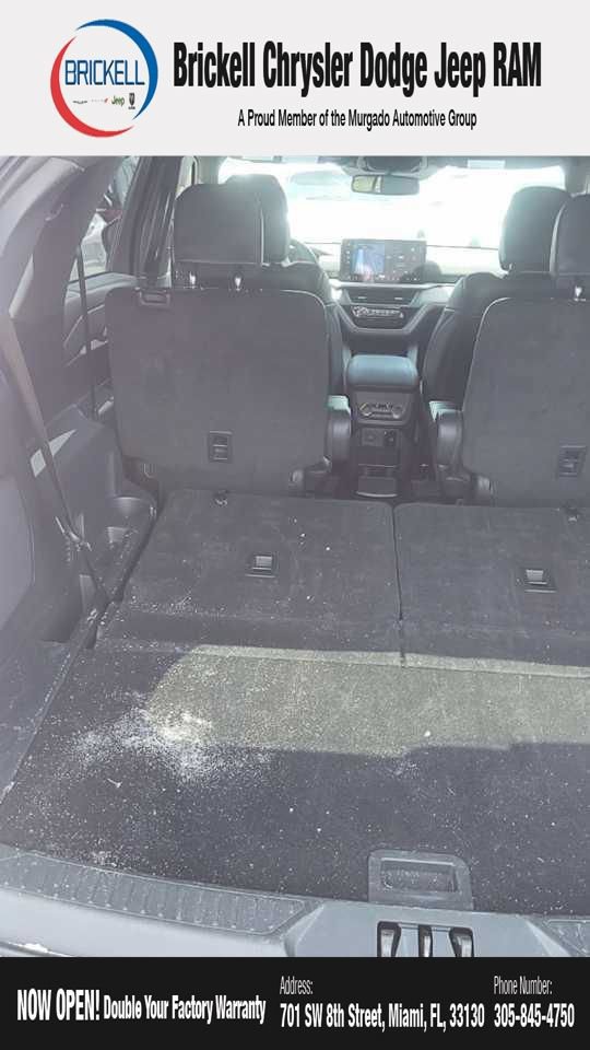 Used 2026 Ford Explorer ST-Line w/ ST-Line Street Pack RWD image 11