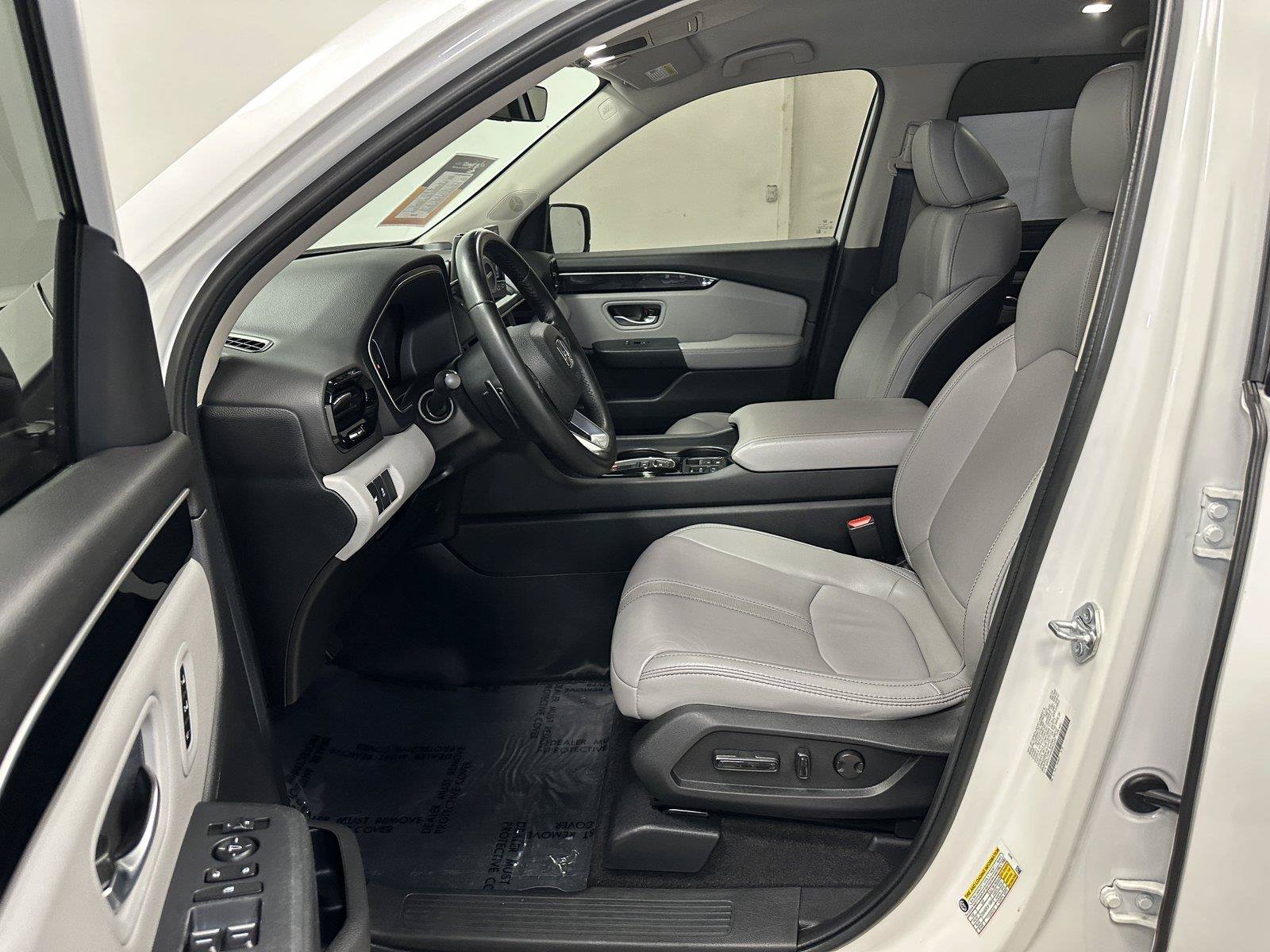 Certified 2025 Honda Pilot EX-L image 22