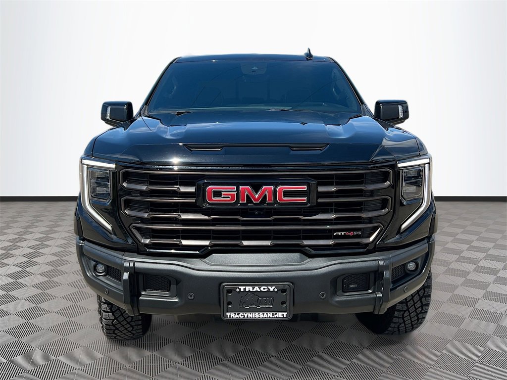 Used 2024 GMC Sierra 1500 AT4X image 2