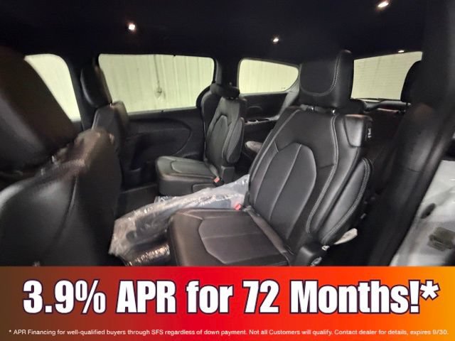 New 2026 Chrysler Pacifica Select FWD image 15