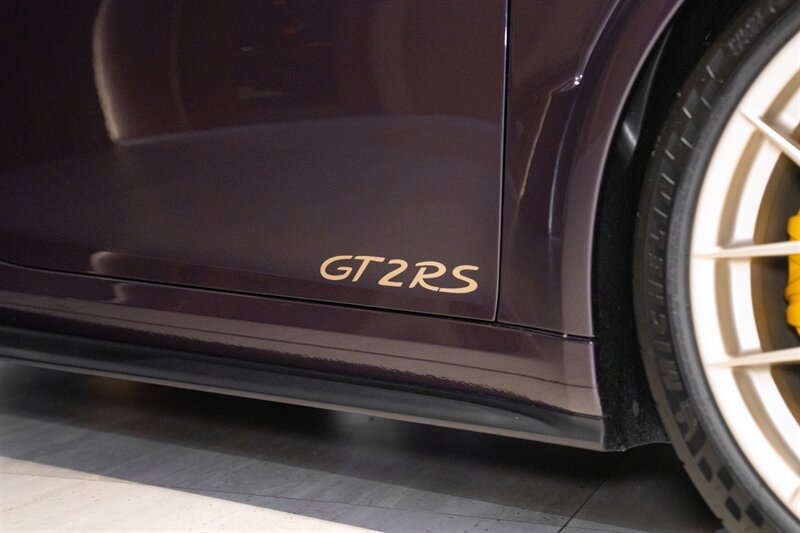 Used 2018 Porsche 911 GT2 RS RWD image 40