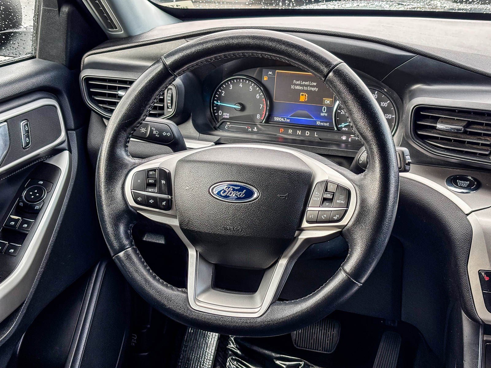 Used 2022 Ford Explorer XLT image 18