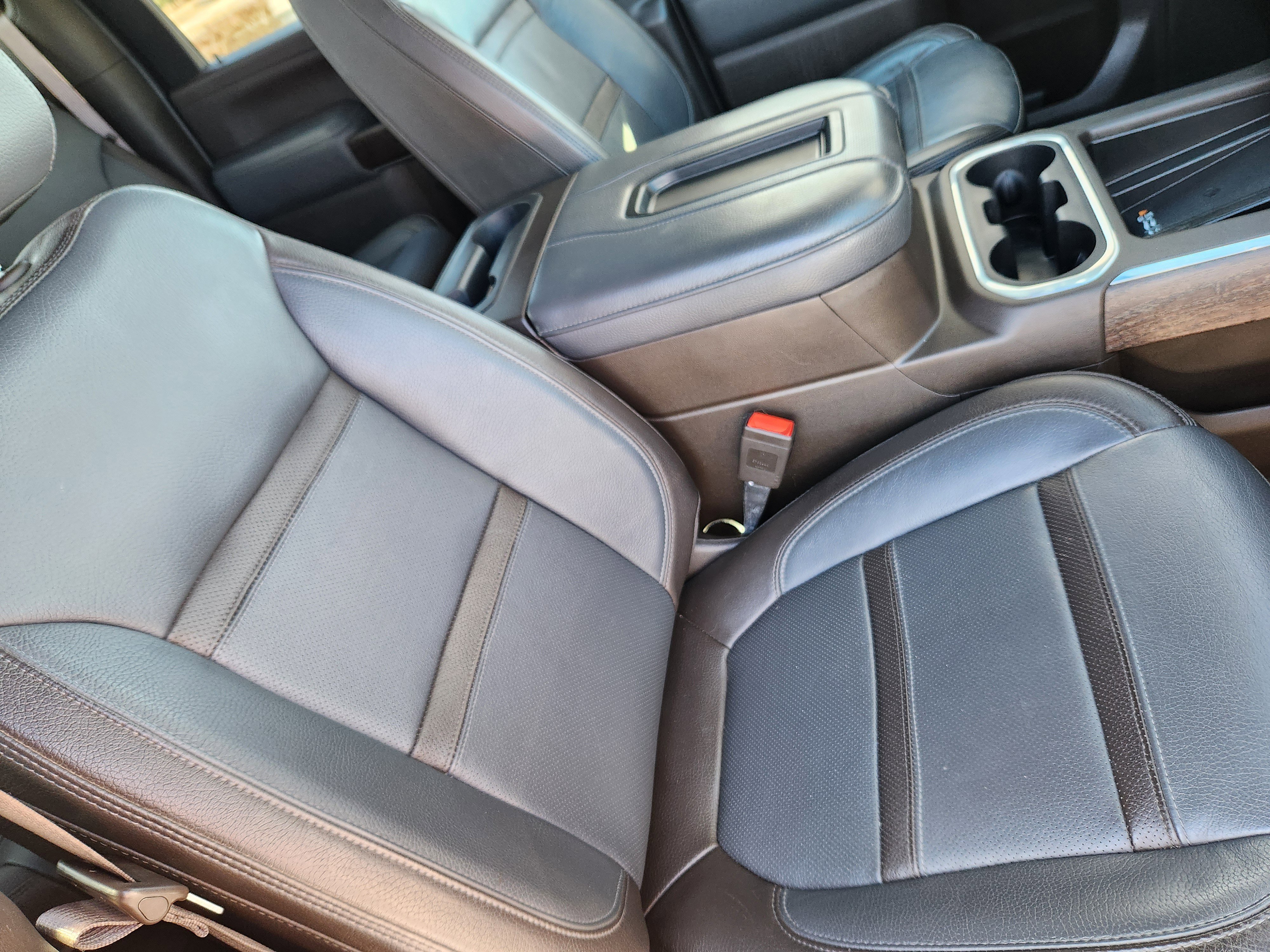 Certified 2022 GMC Sierra 3500 Denali image 11