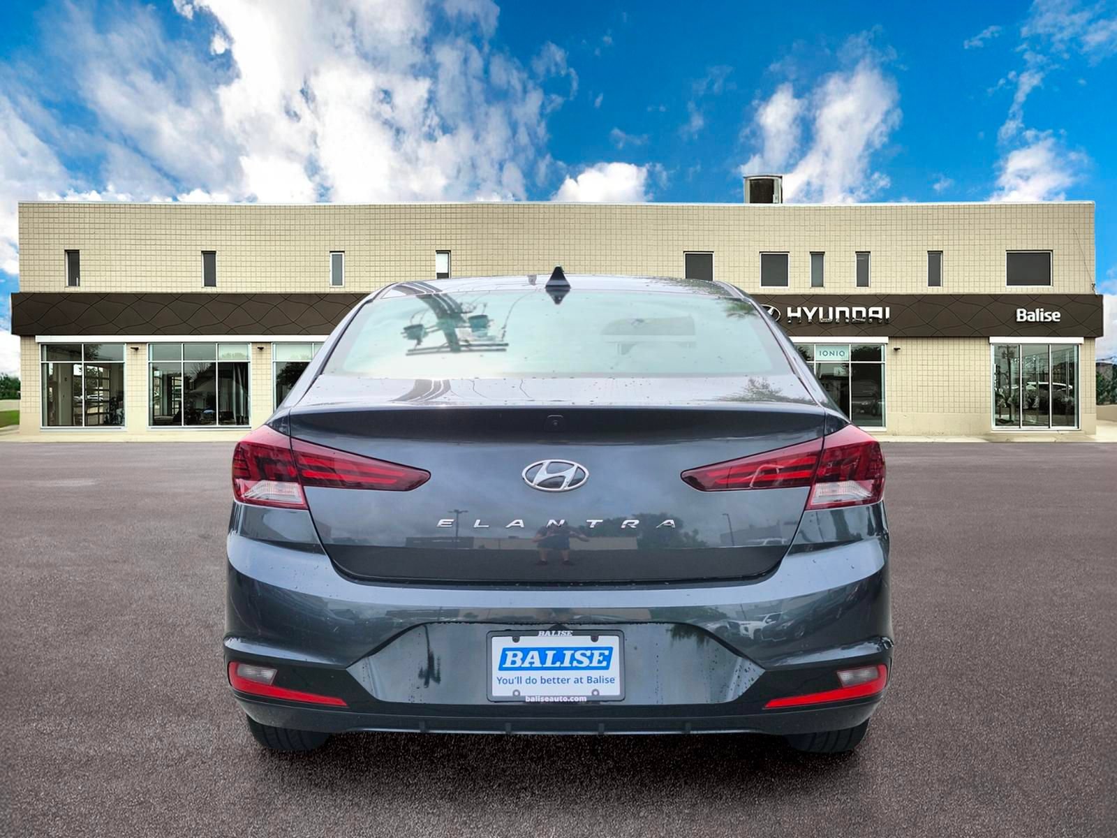 Used 2020 Hyundai Elantra Value Edition w/ Cargo Package (C1) FWD image 4