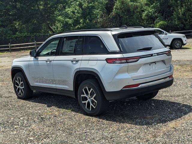 New 2025 Jeep Grand Cherokee Limited image 4