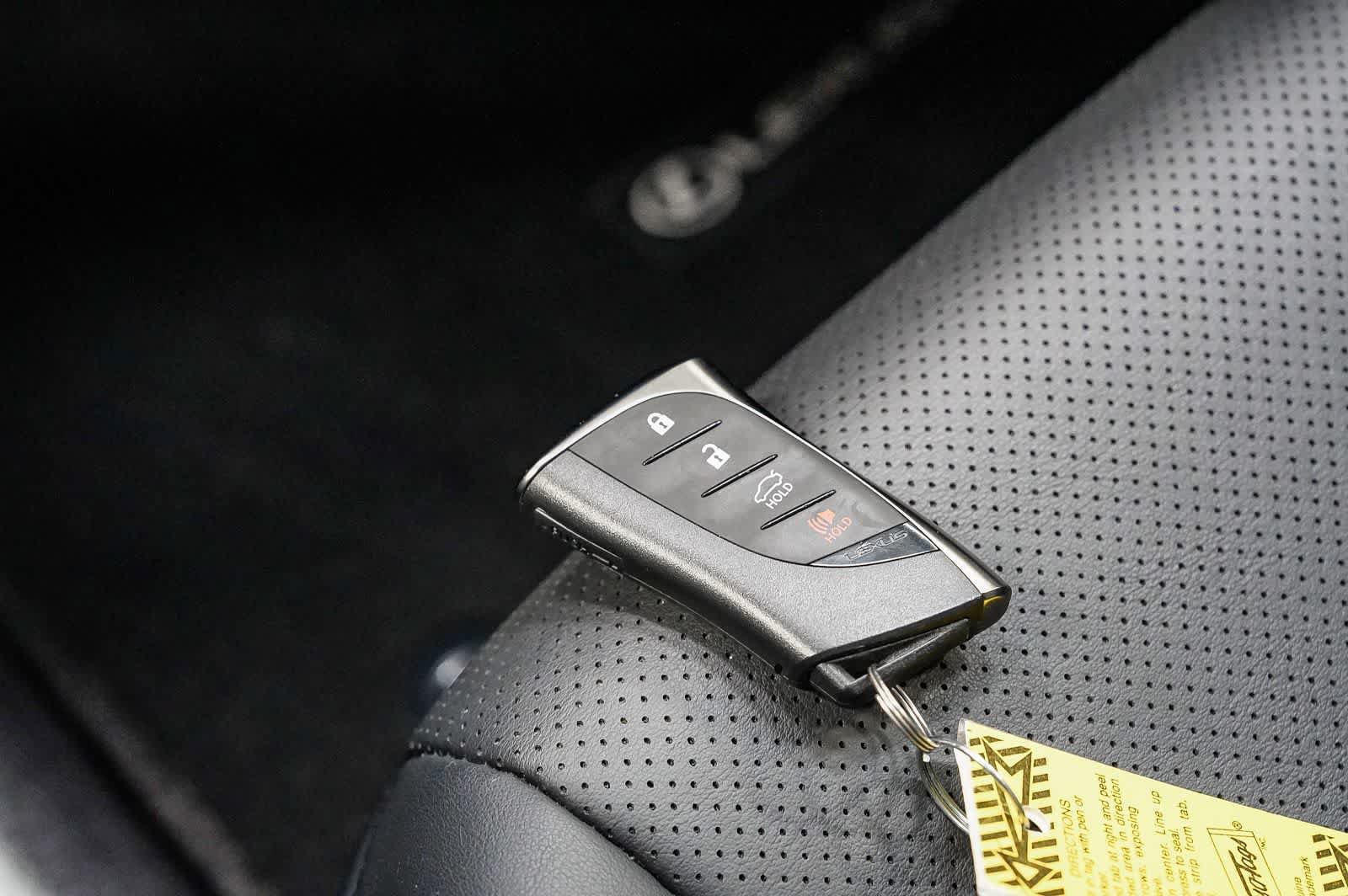 Used 2024 Lexus ES 300h w/ Premium Package FWD image 27