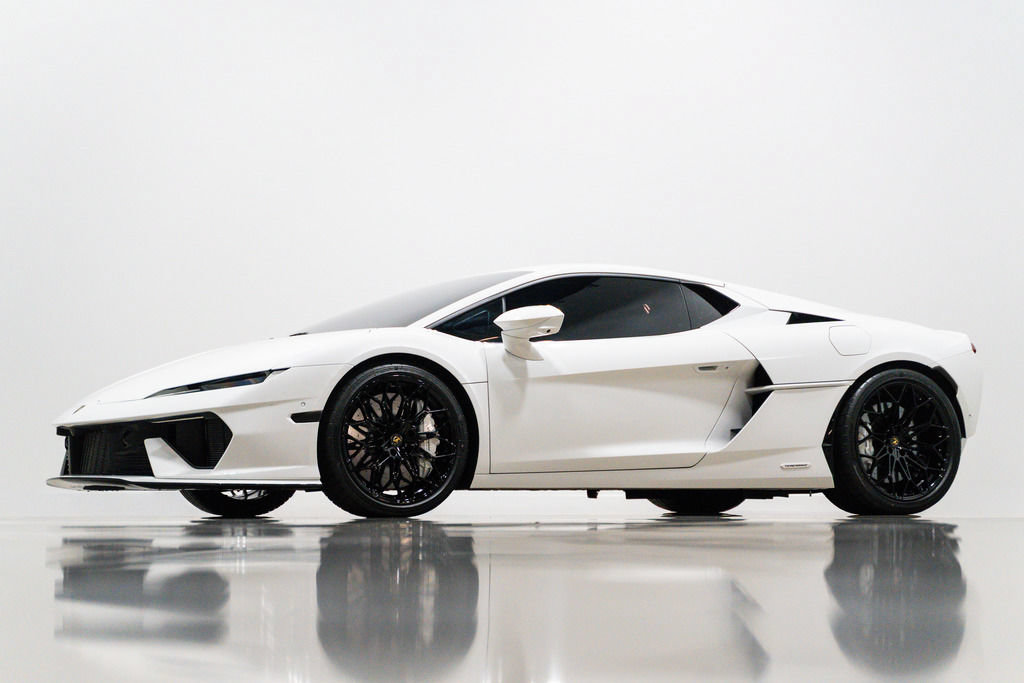 Used 2026 Lamborghini Temerario AWD/4WD image 92
