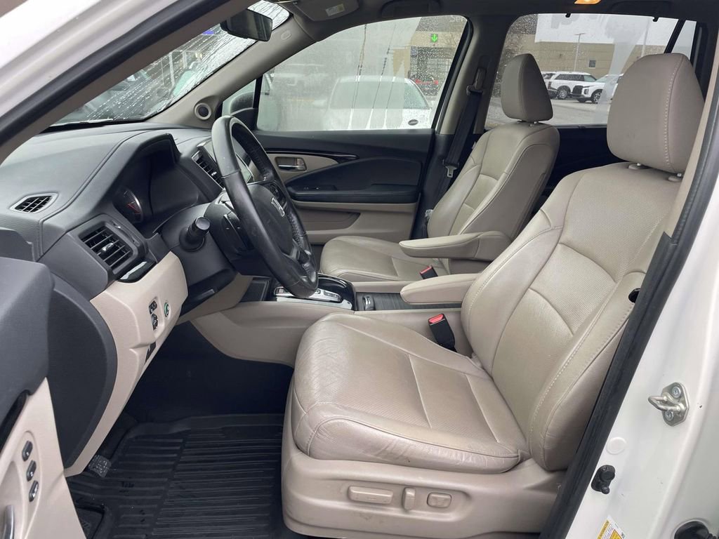 Used 2019 Honda Pilot Elite image 10