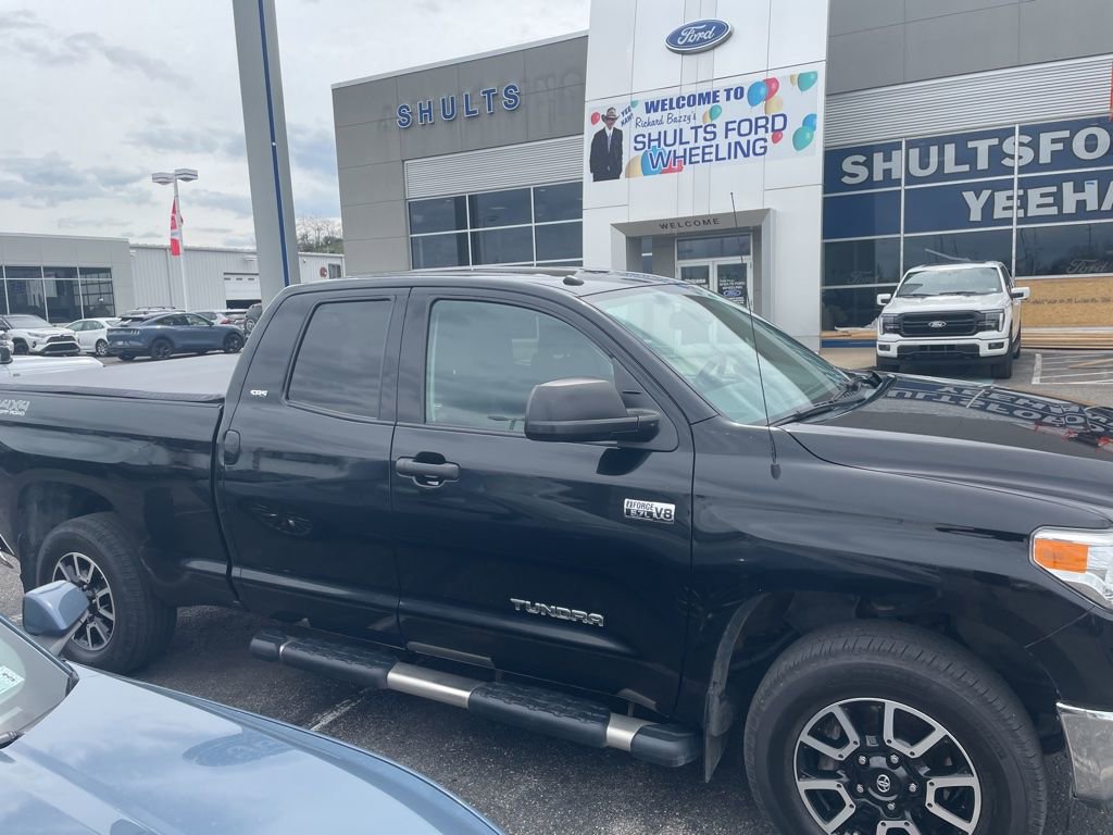 Used 2016 Toyota Tundra SR5 w/ TRD Off Road Package image 5