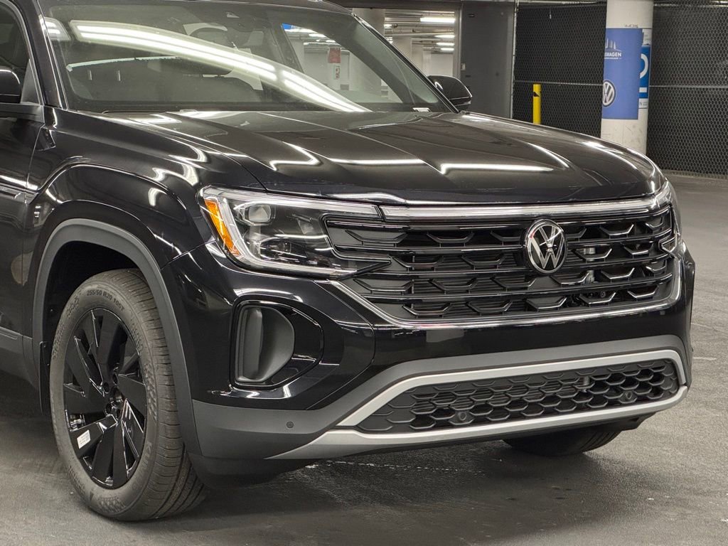 New 2026 Volkswagen Atlas Cross Sport SE image 39