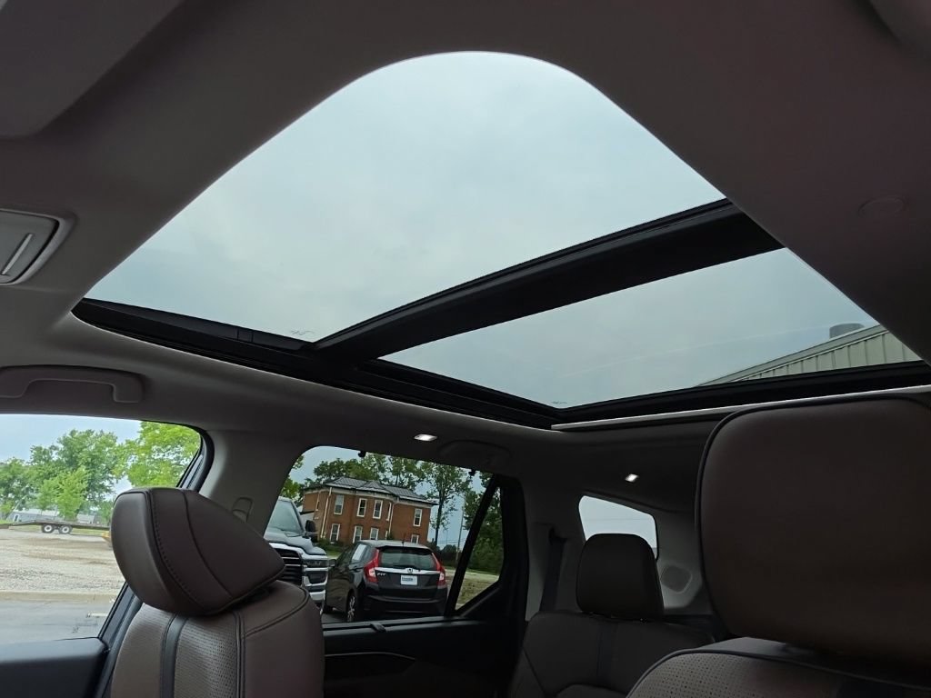 Certified 2024 Honda Pilot Elite image 23