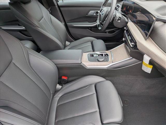 Used 2026 BMW 330i xDrive Sedan w/ Premium Package AWD/4WD image 22
