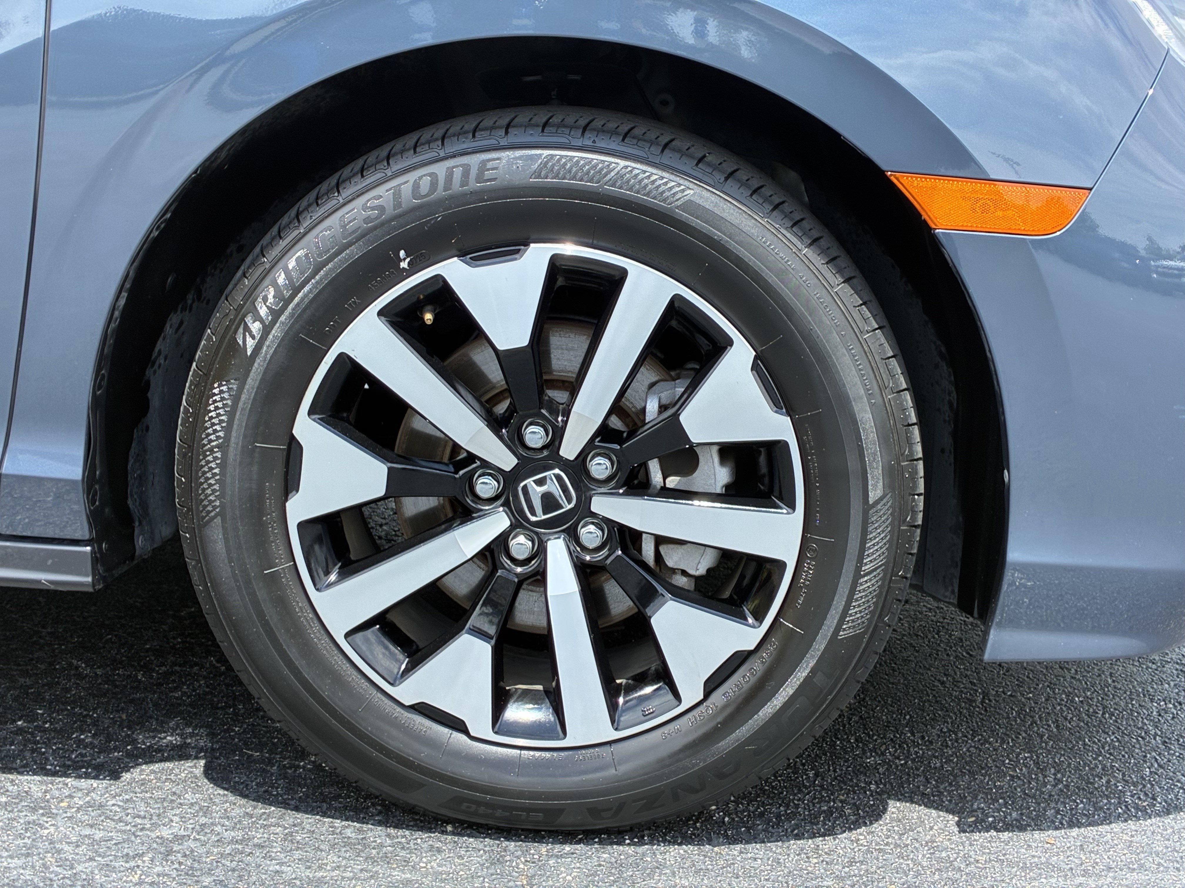 Used 2025 Honda Odyssey EX-L image 6