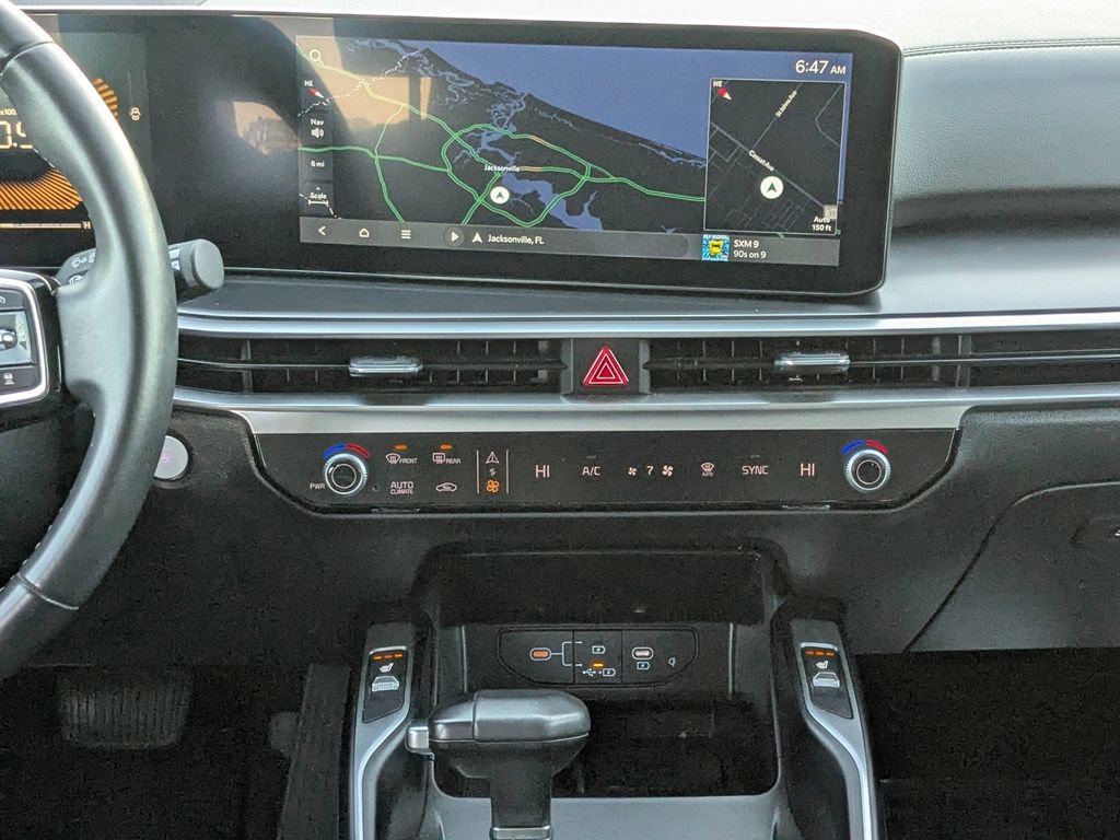 Used 2024 Kia Sorento S image 18