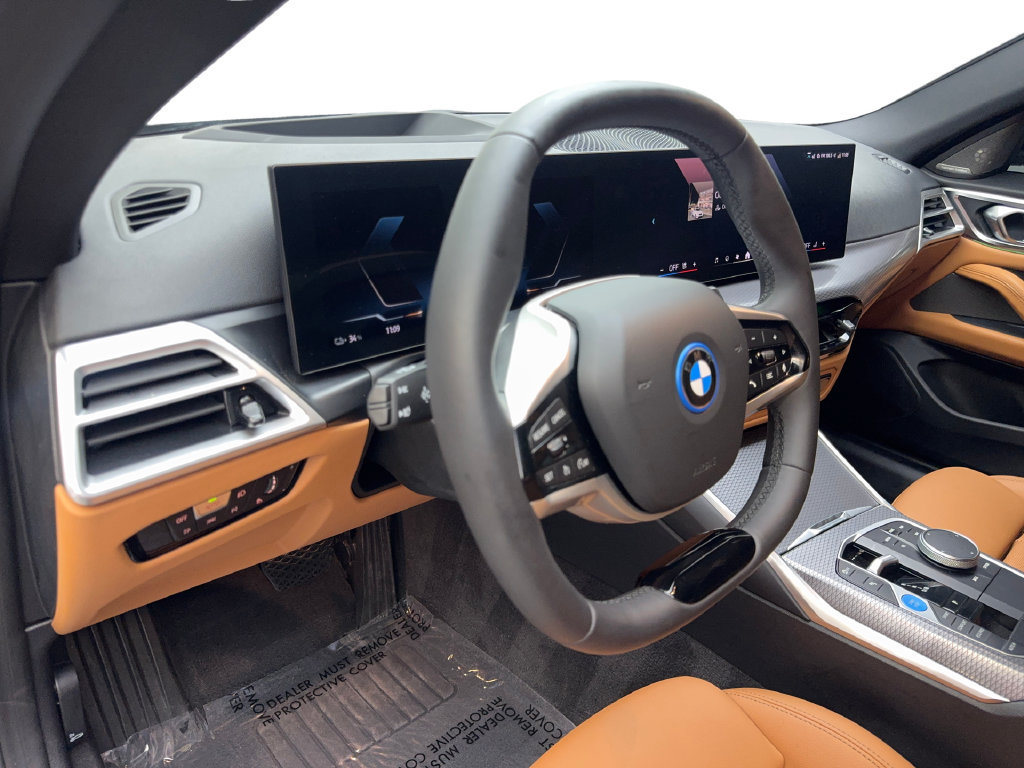 Used 2025 BMW i4 eDrive40 w/ Premium Package RWD image 53
