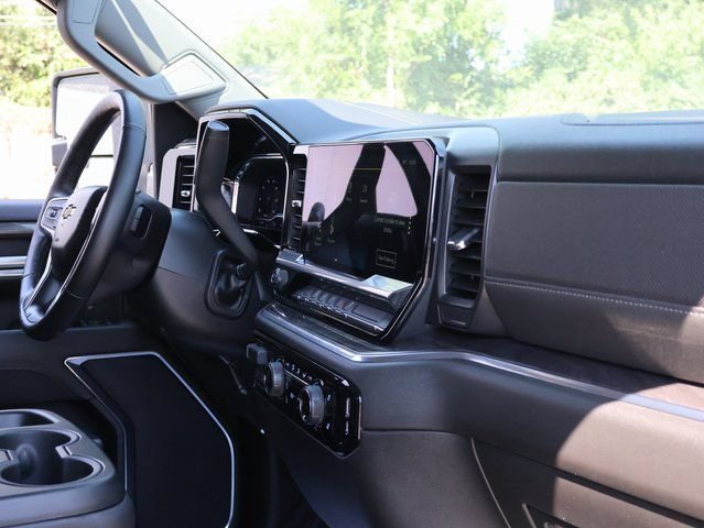 Used 2024 Chevrolet Silverado 2500 LTZ AWD/4WD image 10