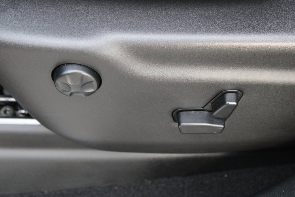 Used 2024 Dodge Durango R/T w/ Blacktop Package image 27