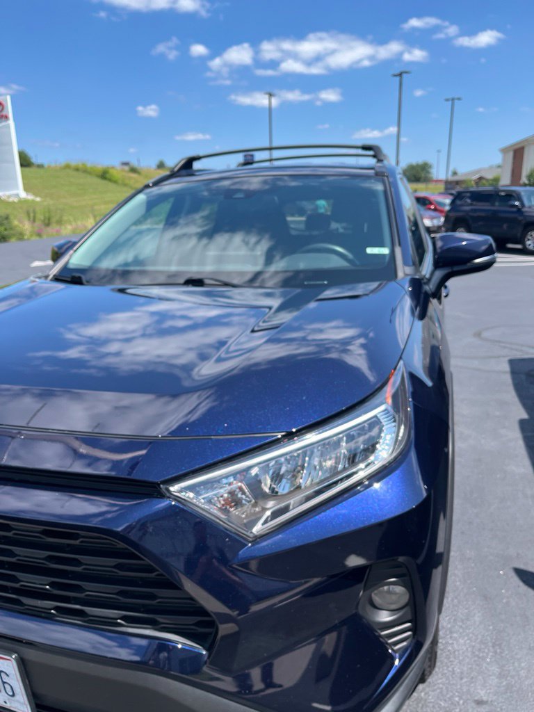 Used 2020 Toyota RAV4 XLE w/ All Weather Liner Package AWD/4WD image 13