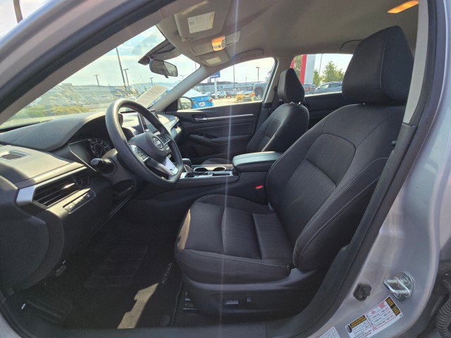 Used 2023 Nissan Altima 2.5 SV image 22