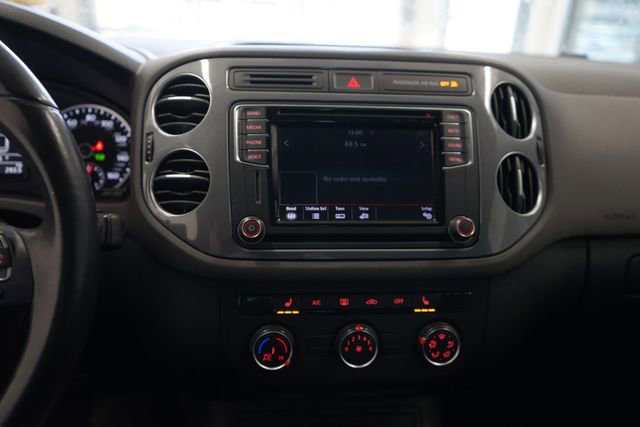 Used 2017 Volkswagen Tiguan Wolfsburg Edition image 24