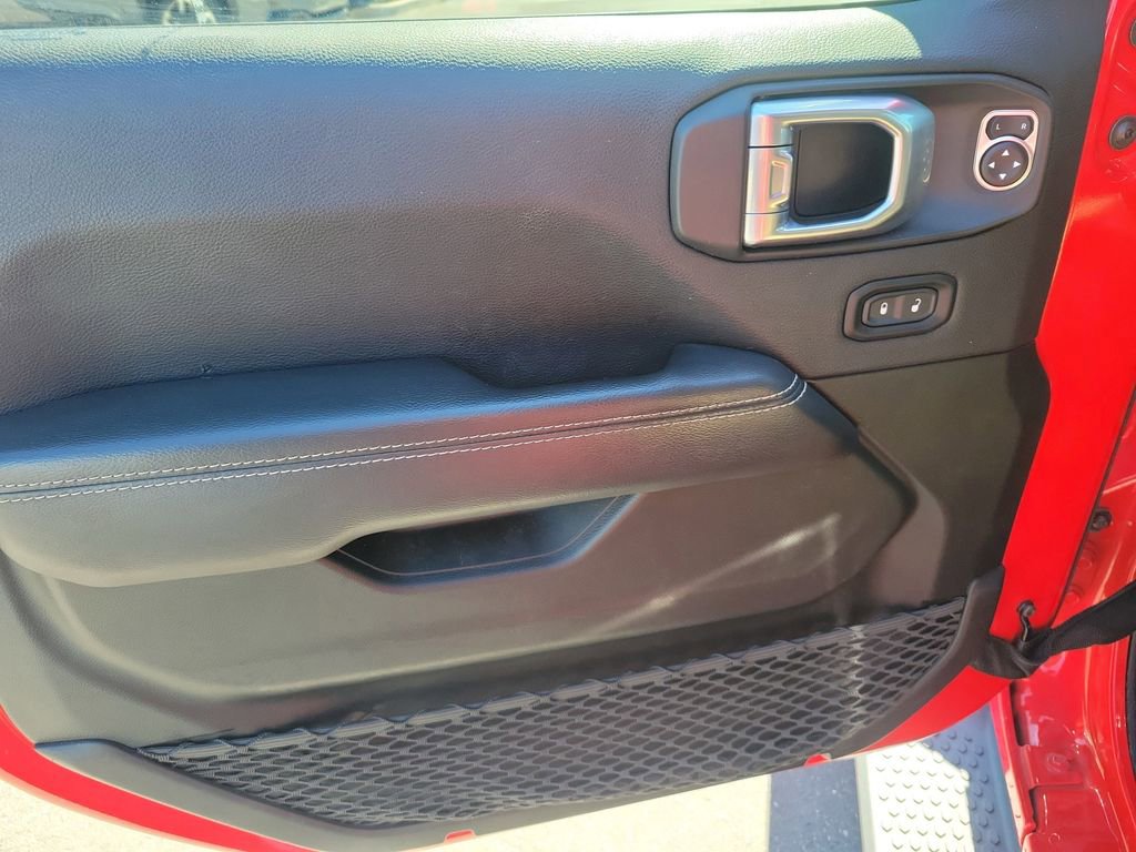 Used 2021 Jeep Wrangler Unlimited Sahara image 14