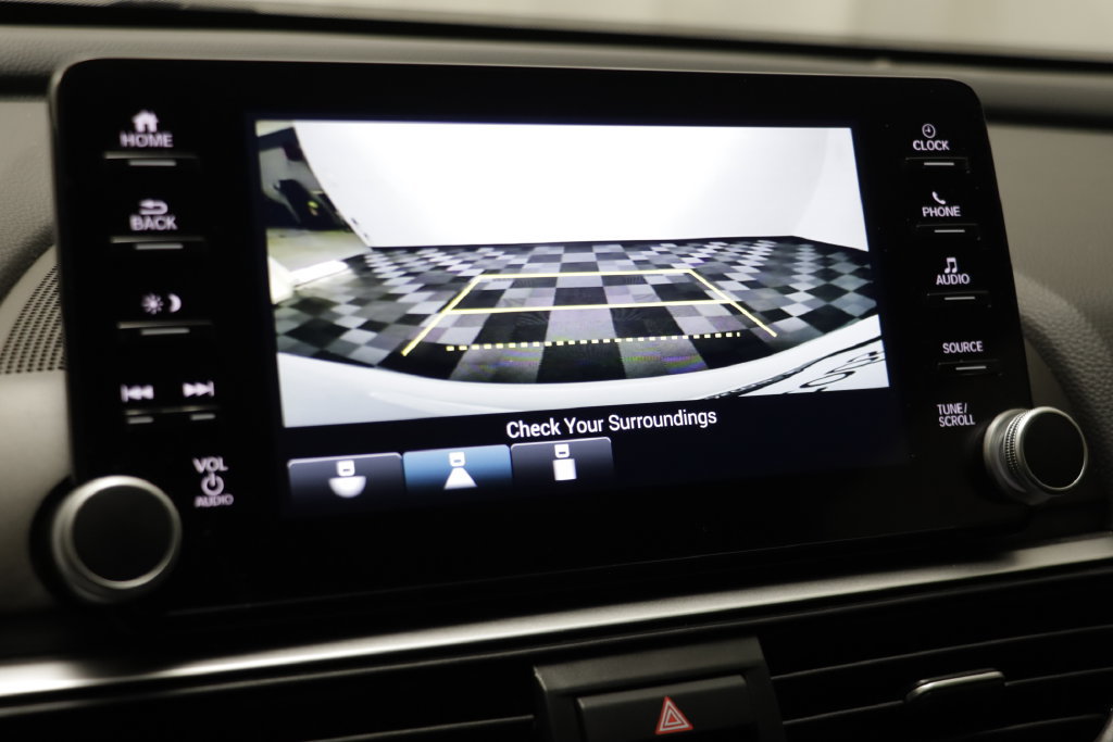 Used 2022 Honda Accord Sport image 9