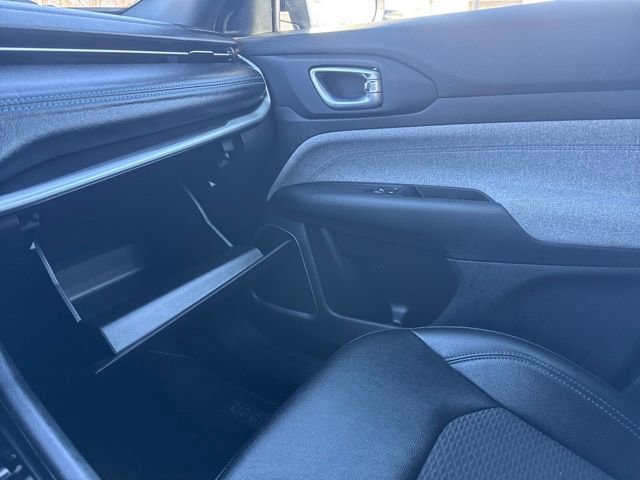 Used 2024 Jeep Compass Latitude w/ Convenience Group image 21