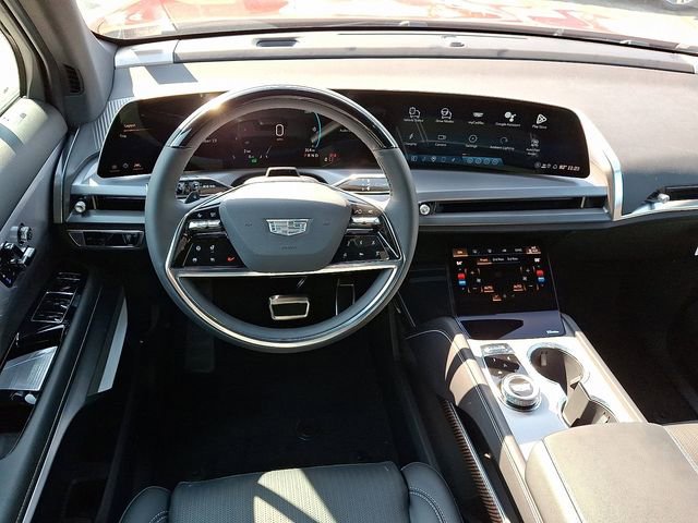 New 2026 Cadillac Vistiq Premium Luxury w/ LPO, Floor Liner Package AWD/4WD image 7