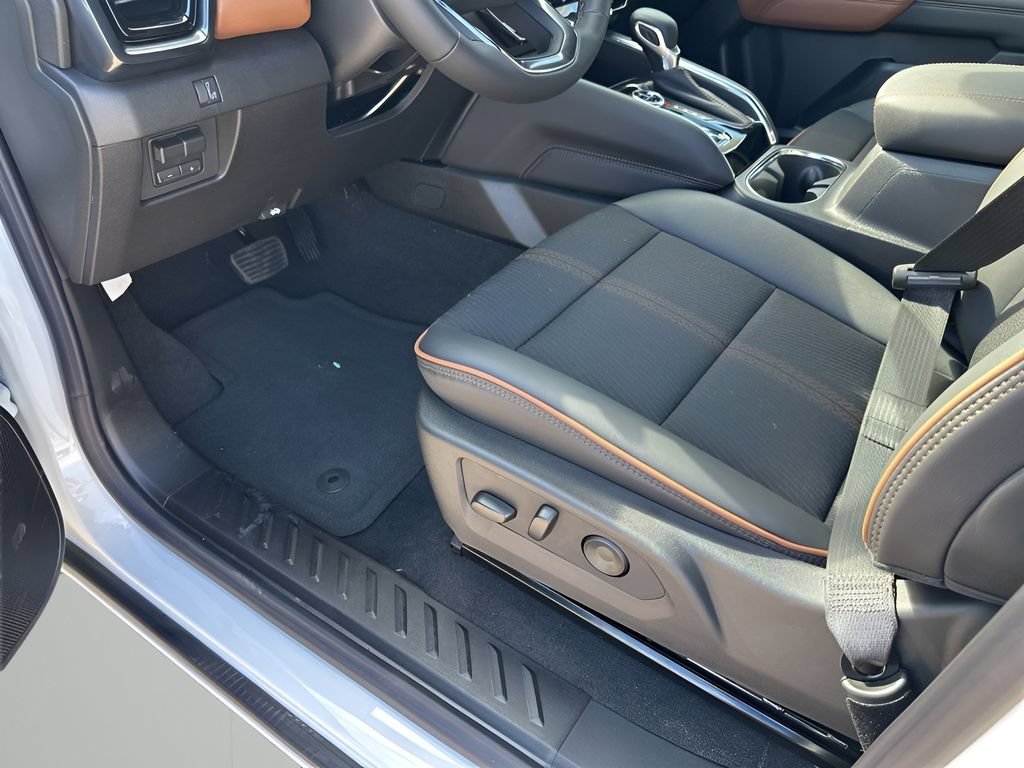 New 2026 GMC Canyon AT4 AWD/4WD image 33