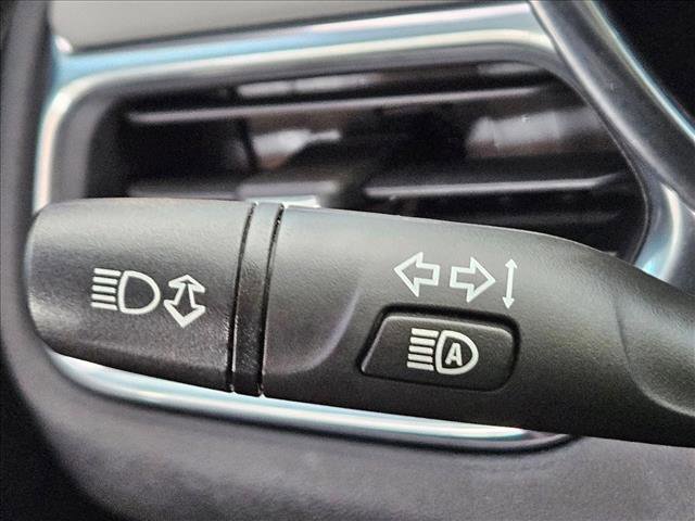 Used 2023 Chevrolet Equinox LT image 10