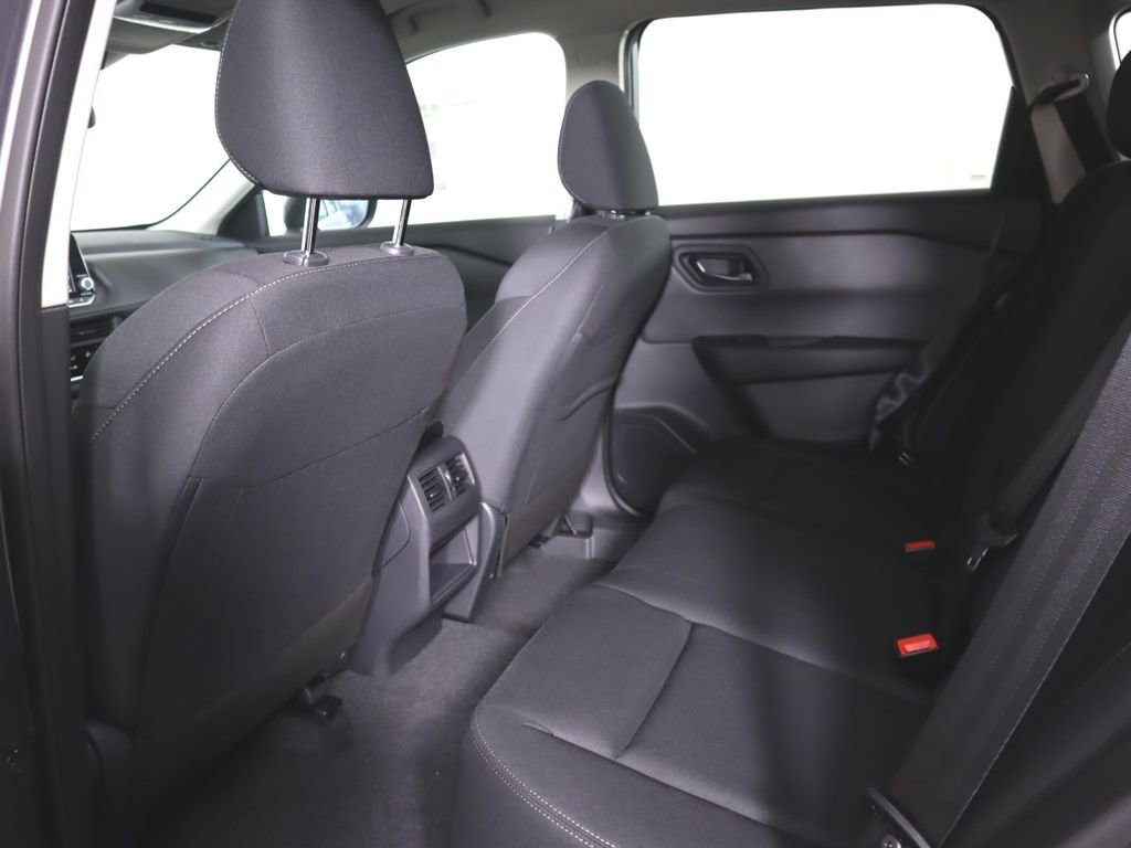 New 2026 Nissan Rogue S image 20