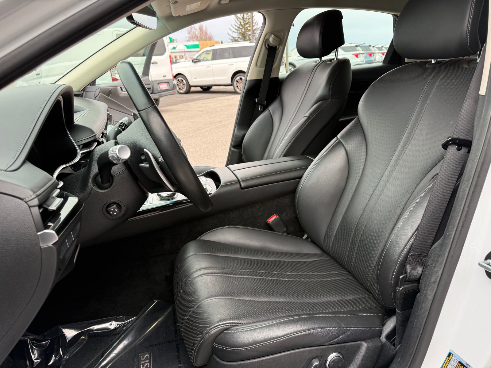 Used 2023 Genesis G80 2.5T image 12