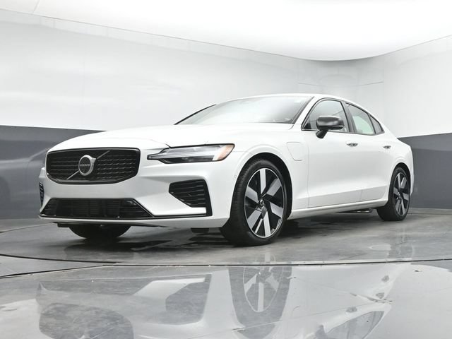 Used 2024 Volvo S60 T8 Plus w/ Protection Package Premier AWD/4WD image 12
