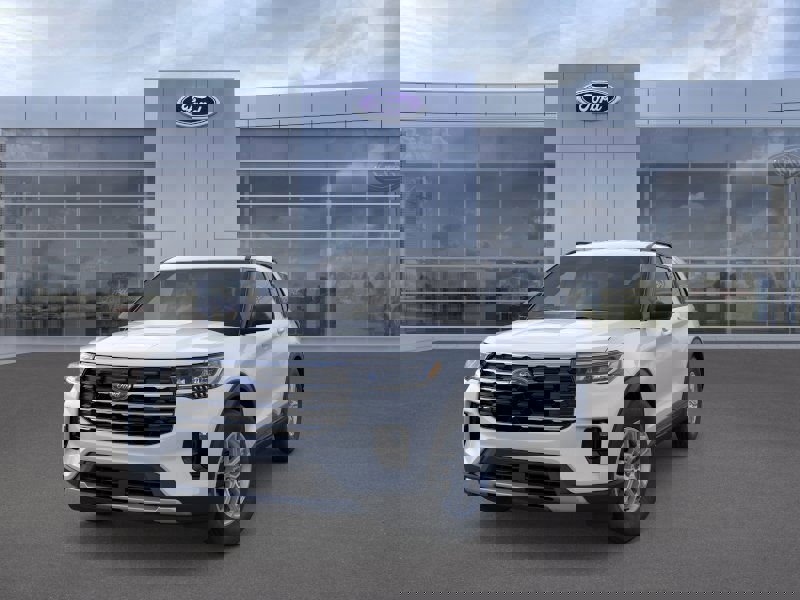 New 2026 Ford Explorer Active w/ Active Comfort Package image 2