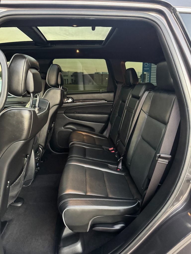 Used 2020 Jeep Grand Cherokee Overland image 12