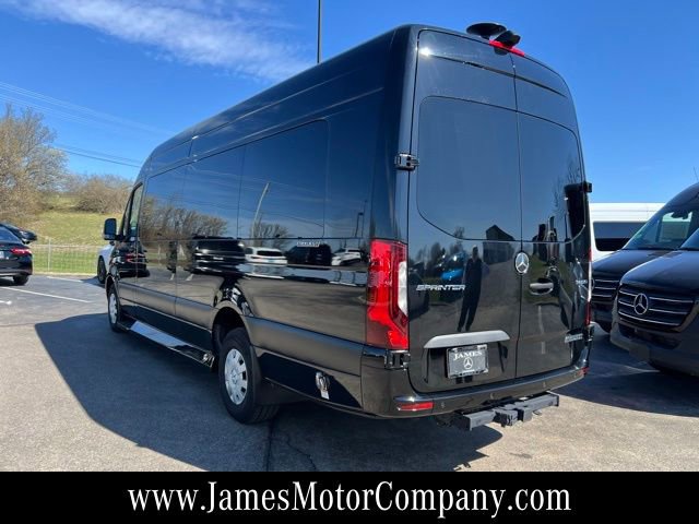 Used 2023 Mercedes-Benz Sprinter 3500 image 13