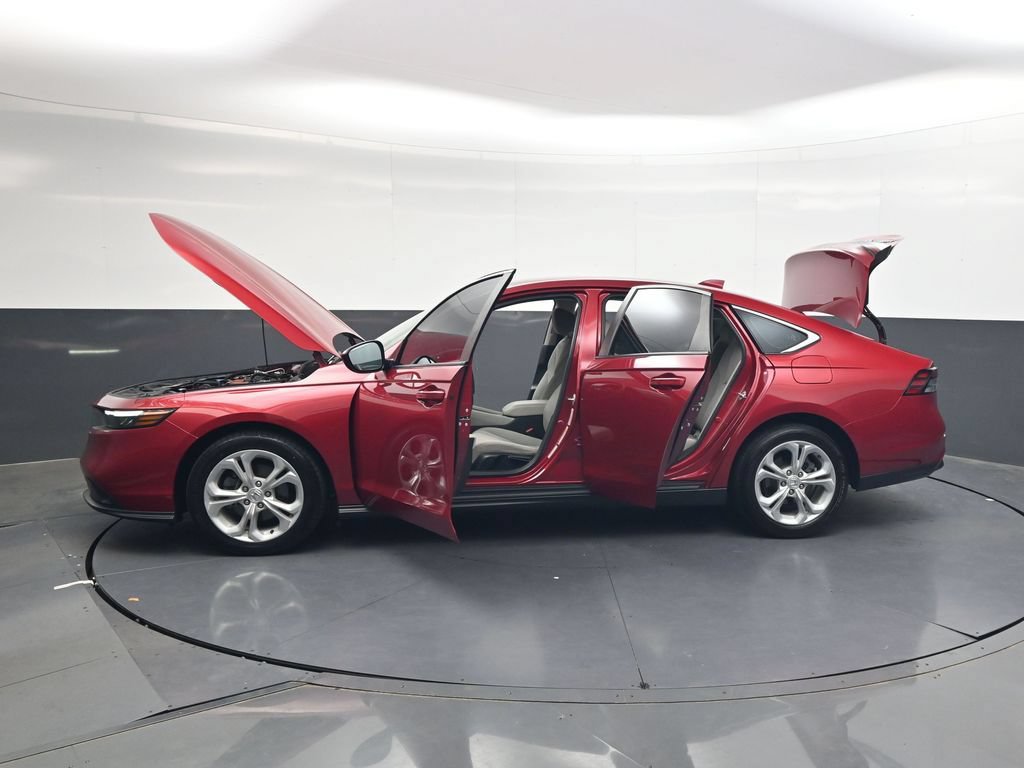 Used 2023 Honda Accord LX image 40