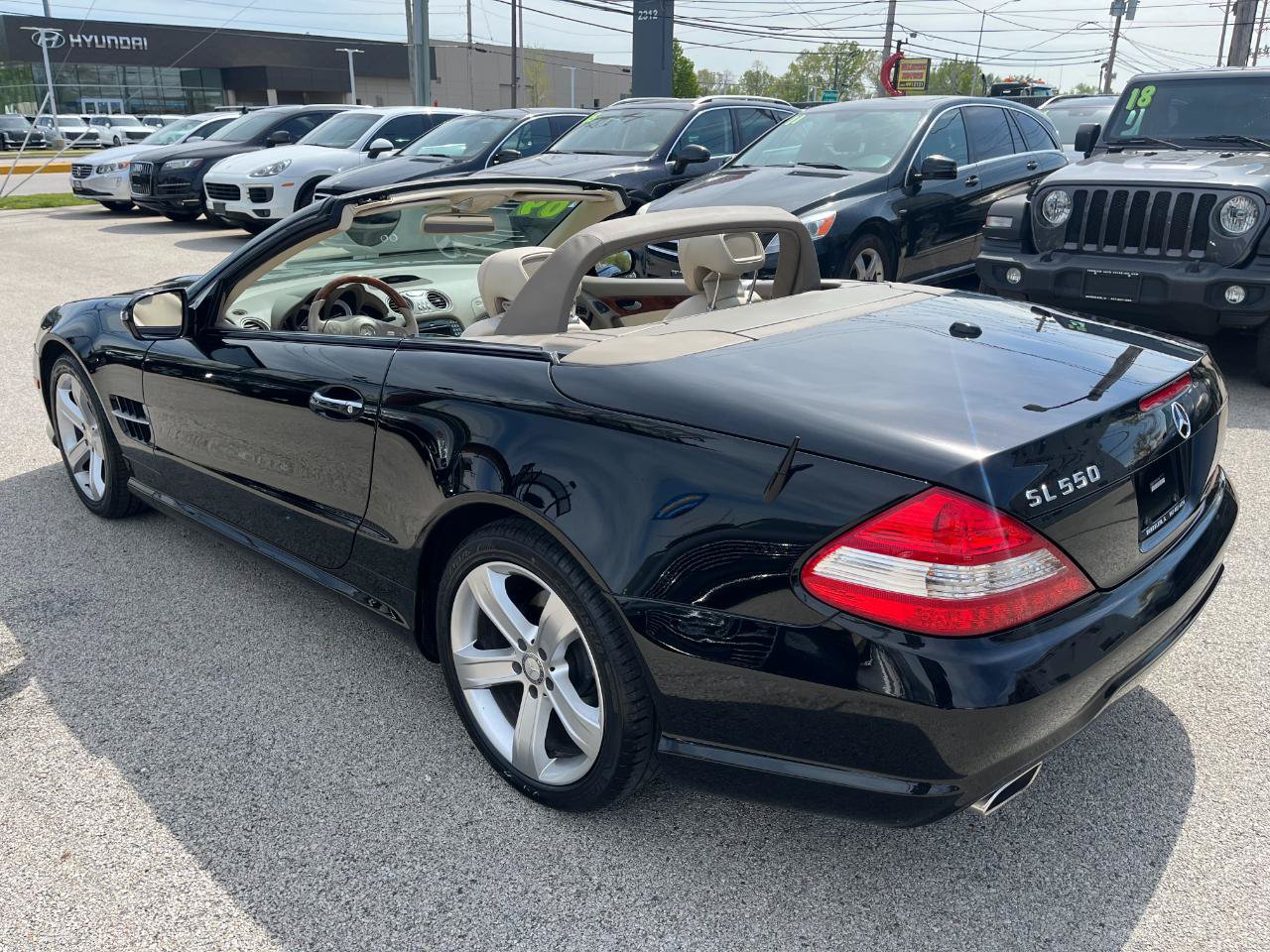 Used 2009 Mercedes-Benz SL 550 image 11