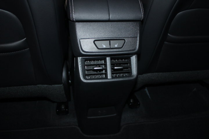 New 2027 GMC Terrain Elevation w/ Elevation Premium Package AWD/4WD image 22