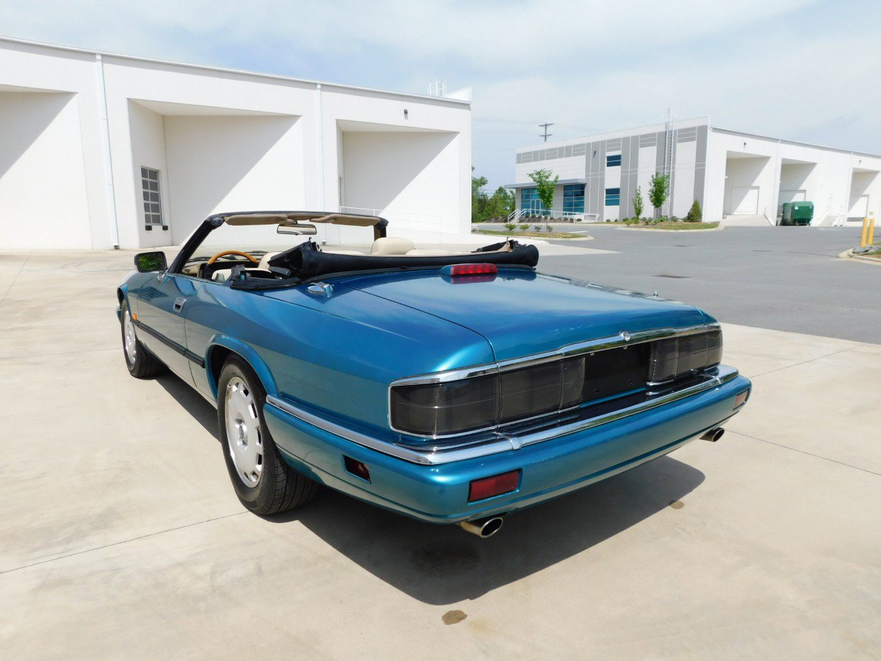 Used 1996 Jaguar XJS 4.0 Convertible image 8