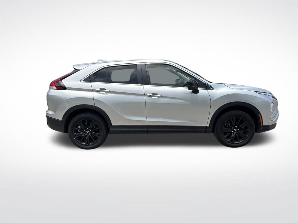 Used 2024 Mitsubishi Eclipse Cross LE AWD/4WD image 4