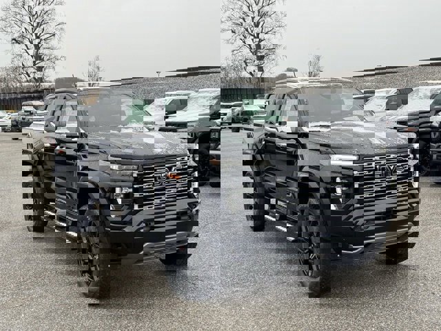 New 2026 GMC Canyon Denali w/ LPO, Denali Black Edition image 7