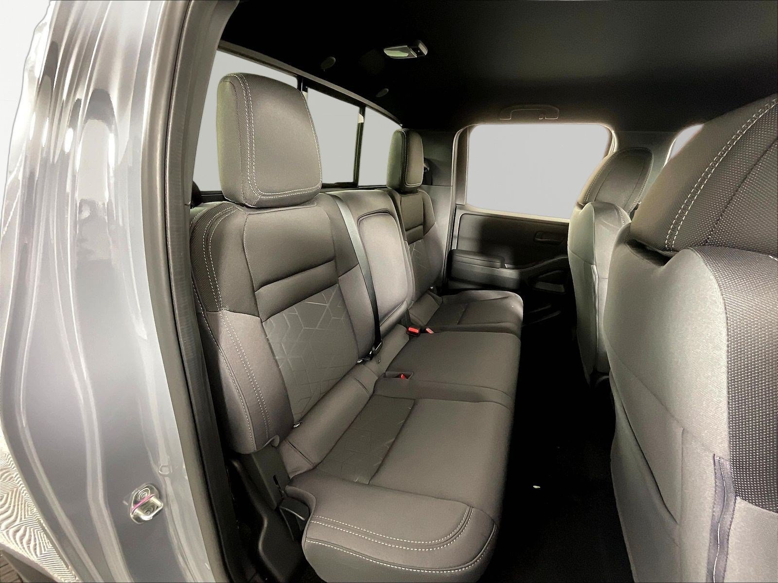 New 2027 Nissan Frontier SV w/ SV Convenience Package AWD/4WD image 19