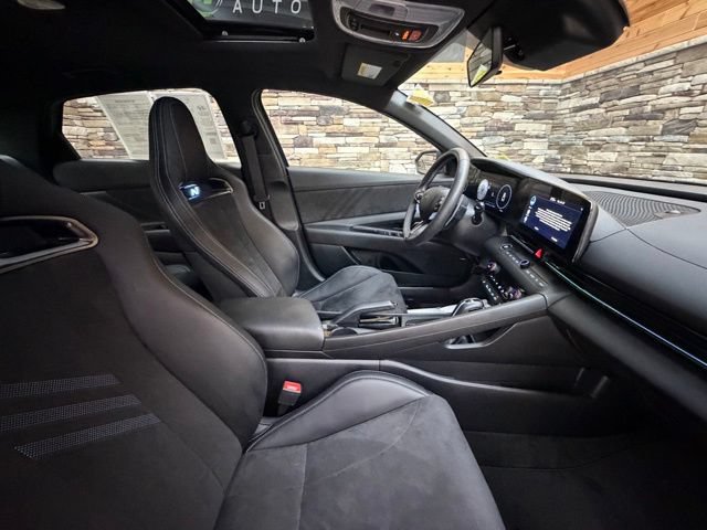 Certified 2025 Hyundai Elantra N FWD image 16