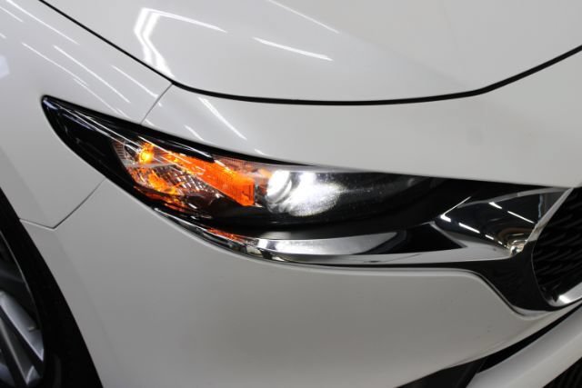 Used 2023 MAZDA MAZDA3 s FWD image 25