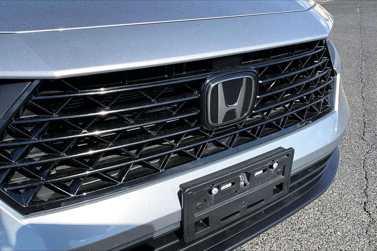 Used 2023 Honda Accord EX image 29