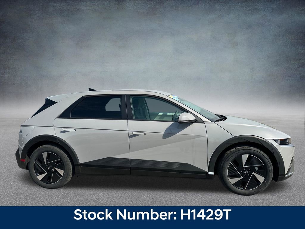 New 2025 Hyundai Ioniq 5 SE AWD/4WD image 6