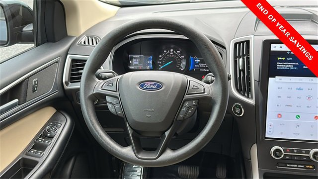Certified 2022 Ford Edge SE w/ Black Appearance Package image 23